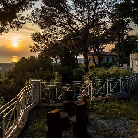 Appartamento Montenero Vista Mare Livorno Bagian luar foto