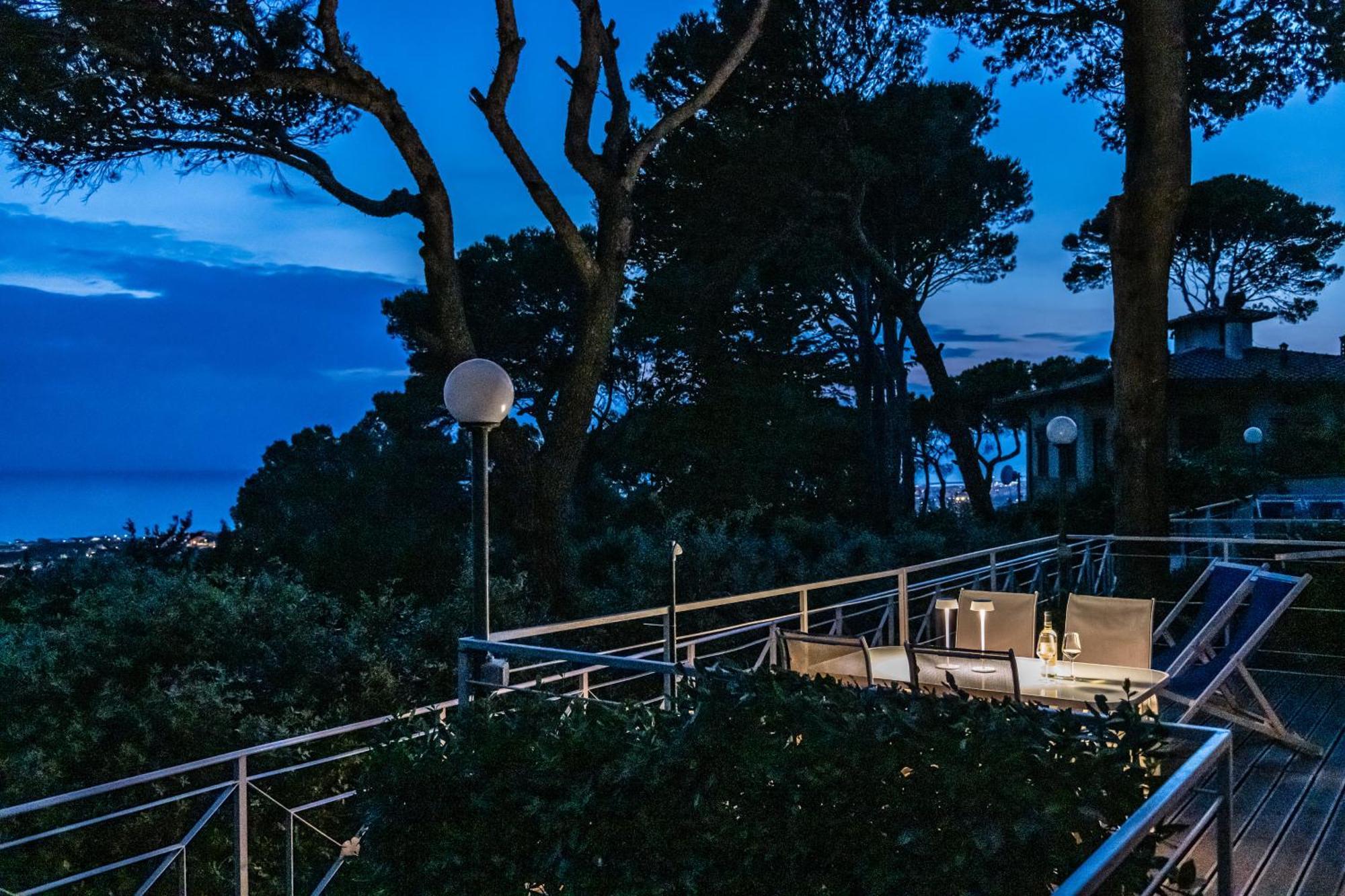 Appartamento Montenero Vista Mare Livorno Bagian luar foto